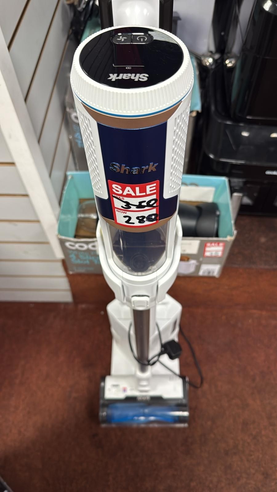 Shark Clean & Empty Cordless Vacuum Cleaner with Auto-Empty