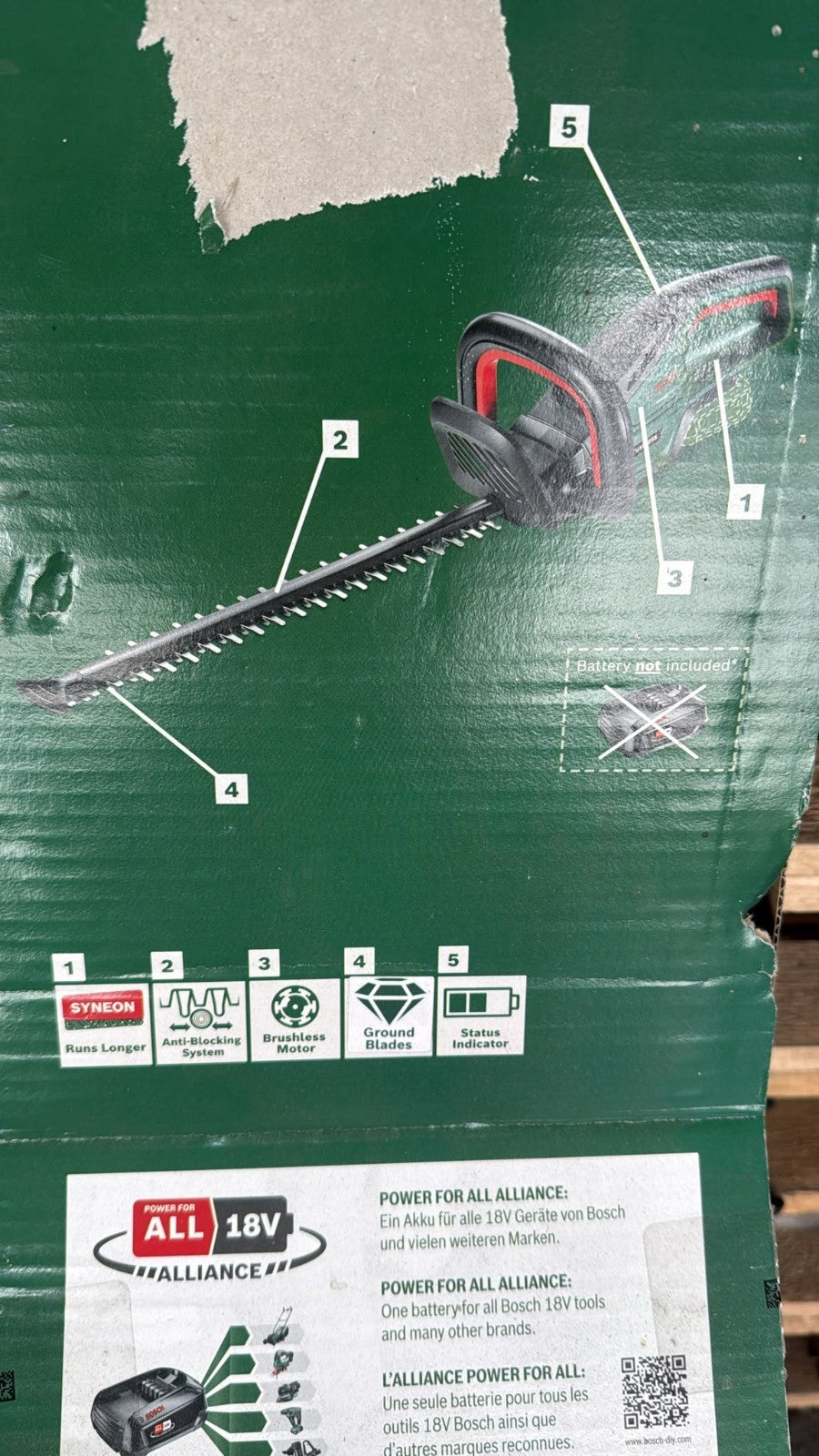 Bosch UniversalHedgeCut 18V-50 (No Battery)
