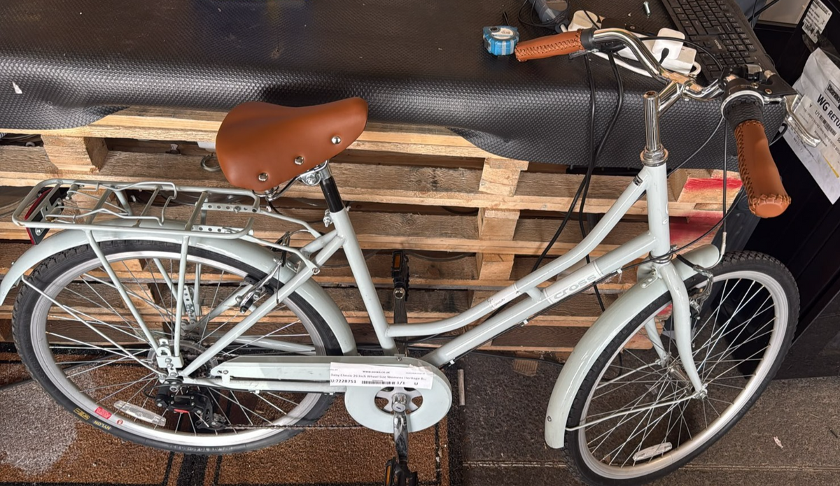 Cross Daisy Classic (26 Inch) Wheel Size Womens Heritage Bike
