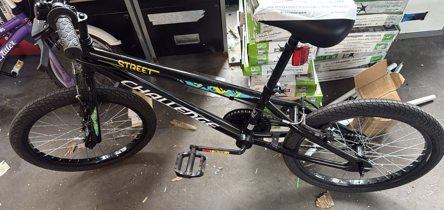 Challenge 20 Inch Wheel Size Unisex Street BMX Bike - Black