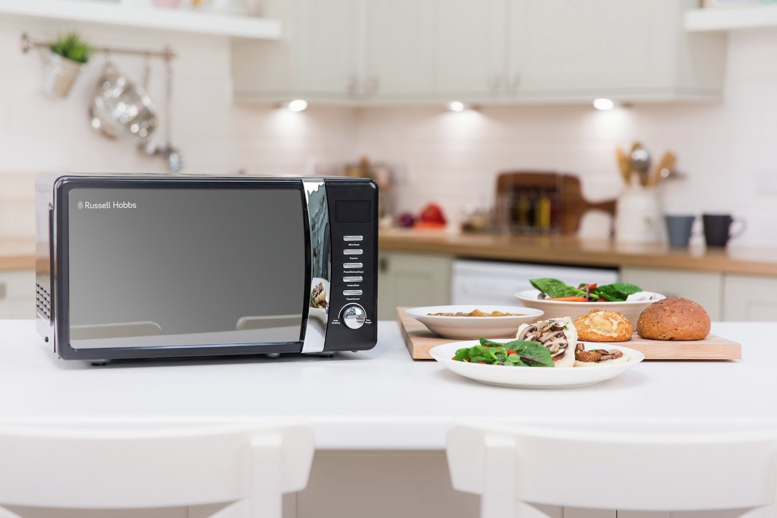 Russell Hobbs Worcester 700W Standard Microwave - Black