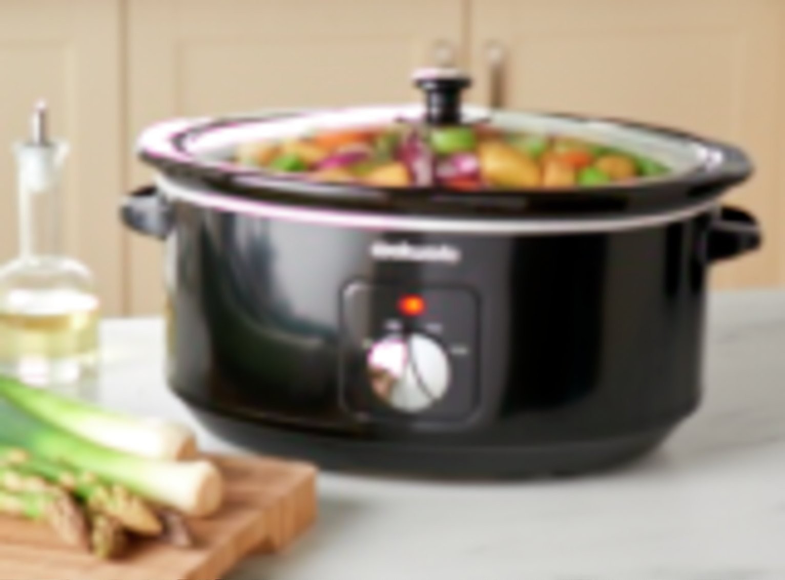 Cookworks 6.5L Slow Cooker Black 320W 3 Heat Settings Glass Lid Ceramic Bowl