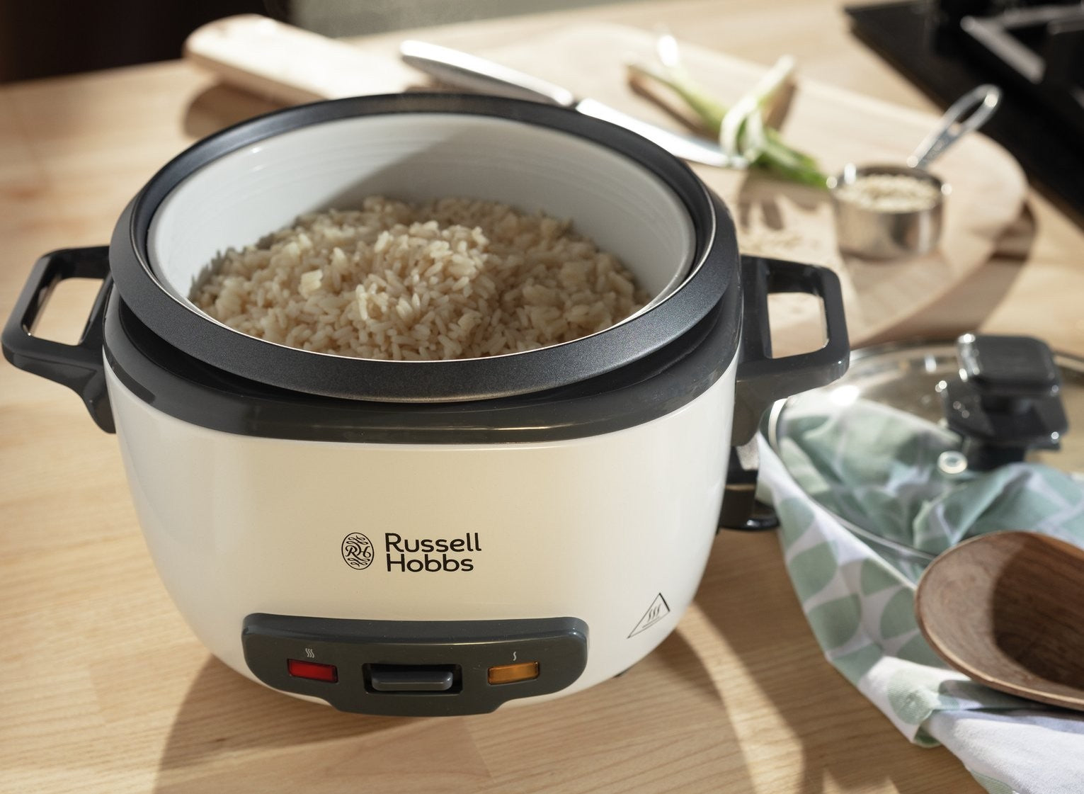 Russell Hobbs Large Rice Cooker – White