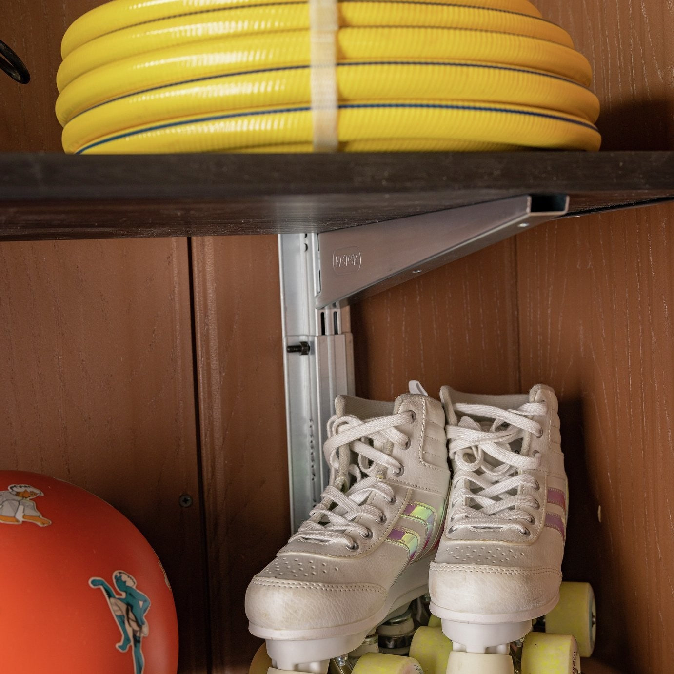 Keter Shed Adjustable Shelving Kit | 3 Shelves | 70cm | Steel Brackets