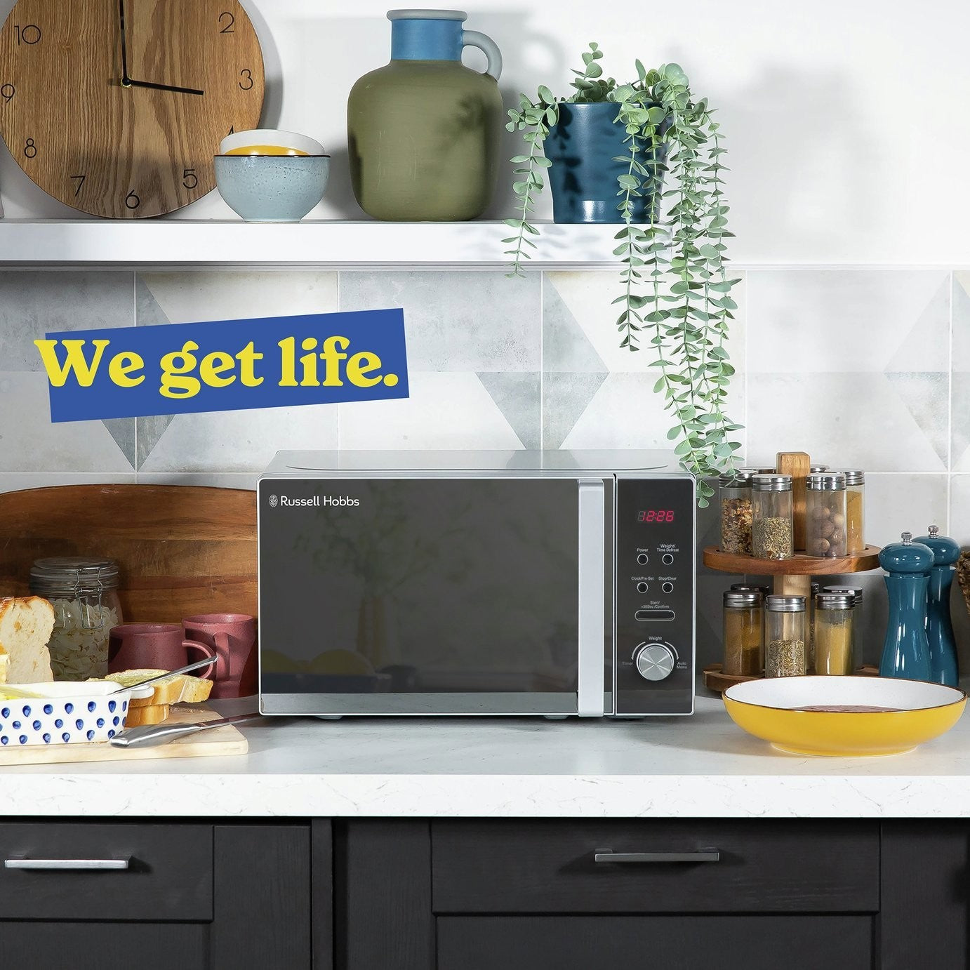 Russell Hobbs 800W Standard Microwave RHM2076SAG - Silver