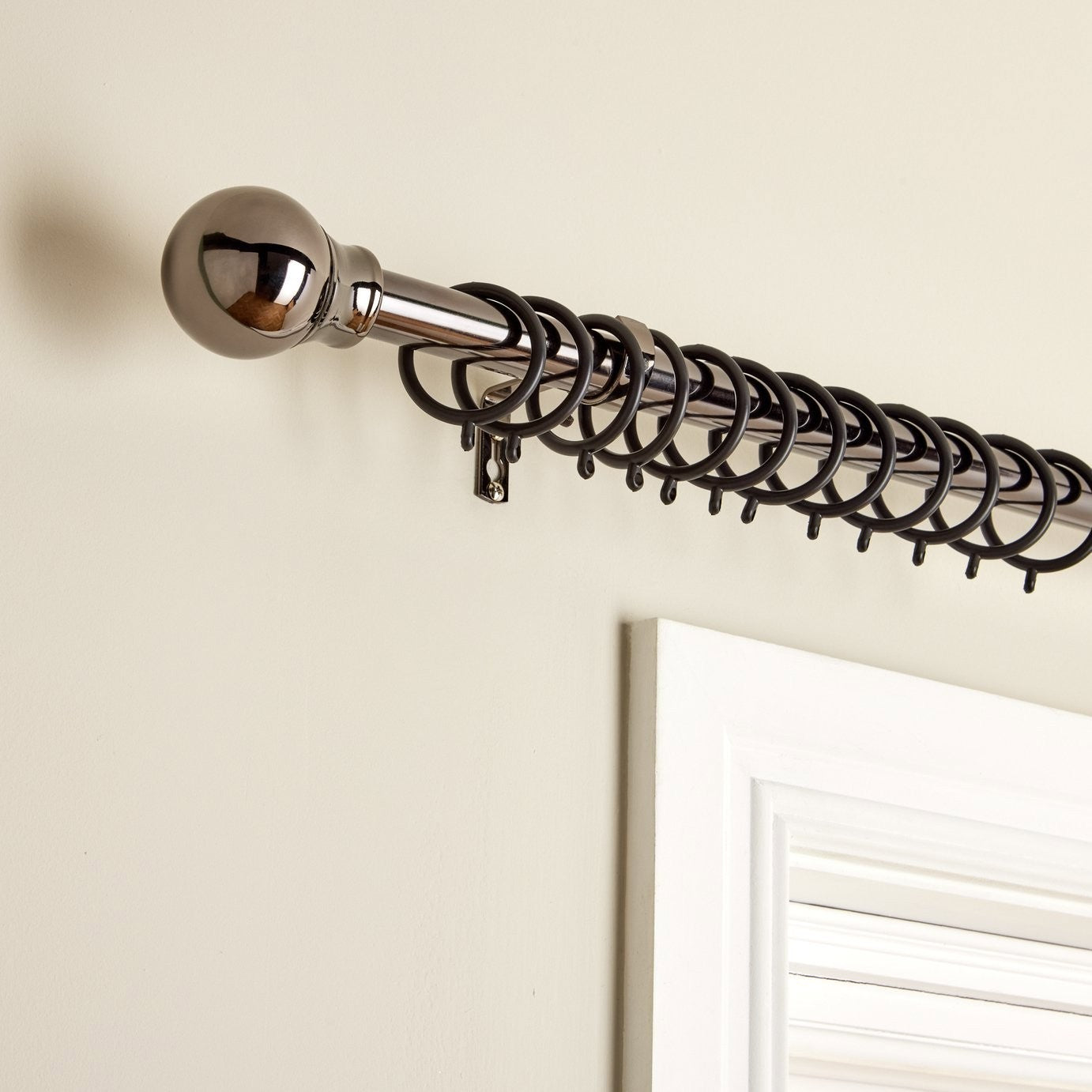 Argos Home Black Extendable Curtain Pole - 110cm - 300cm