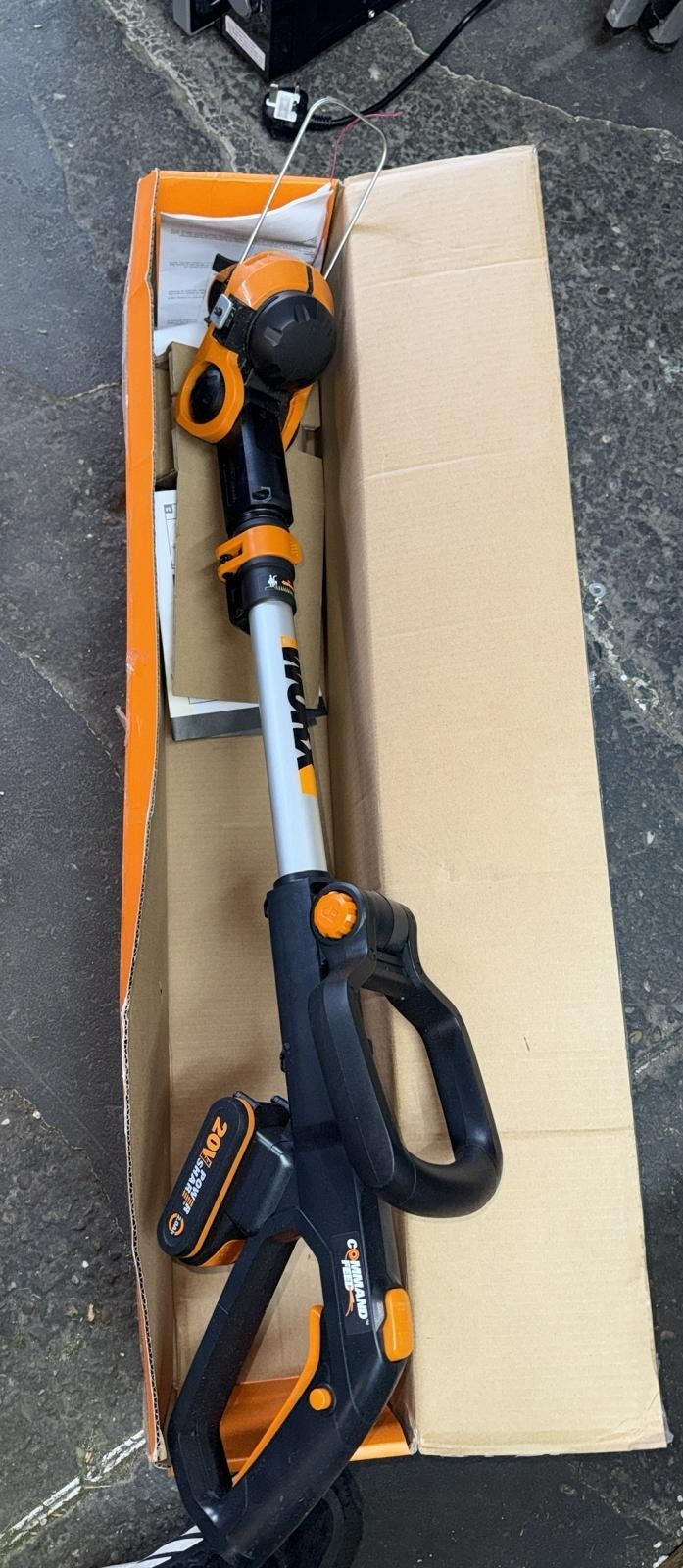 Worx 30cm Cordless Grass Trimmer with 1 Batteries - 20V
