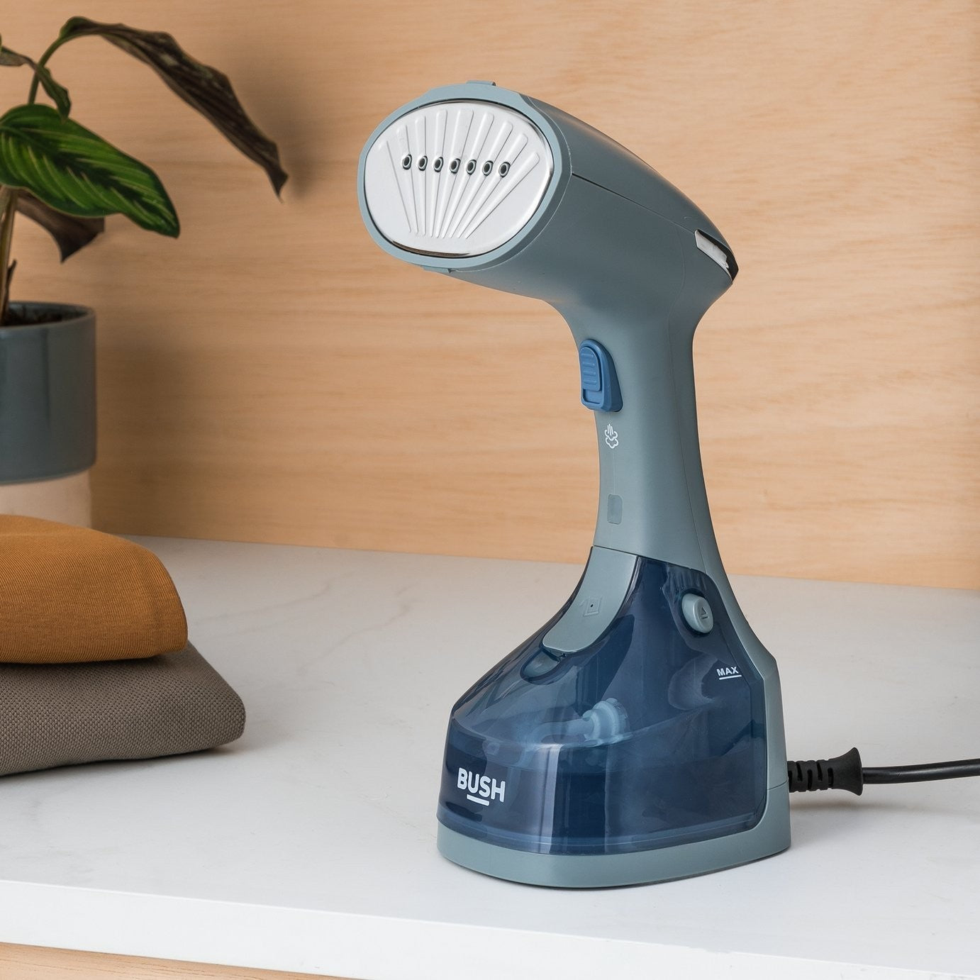 Bush BG2026 Garment Steamer