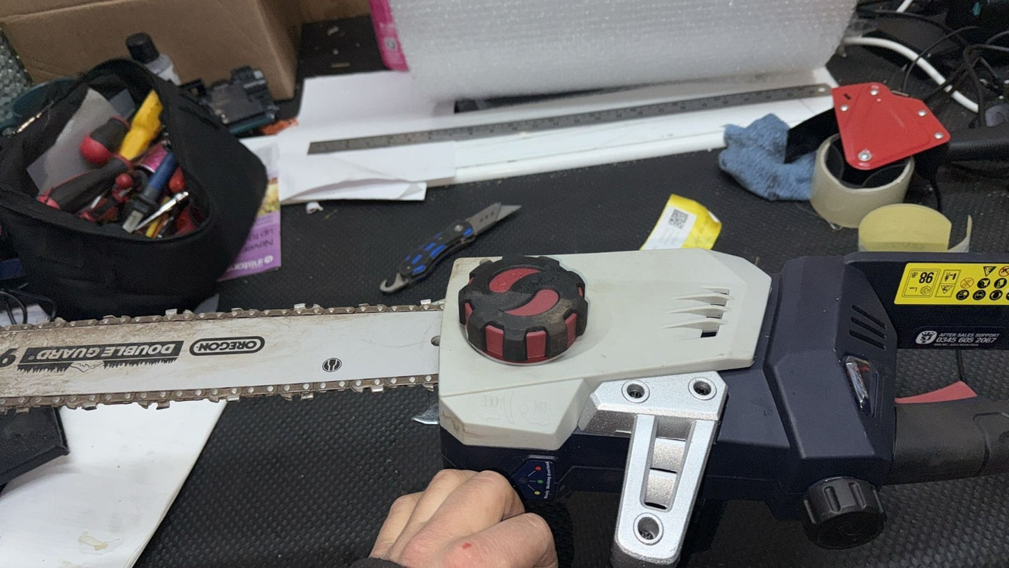Spear & Jackson 35cm Cordless Chainsaw - No Battery