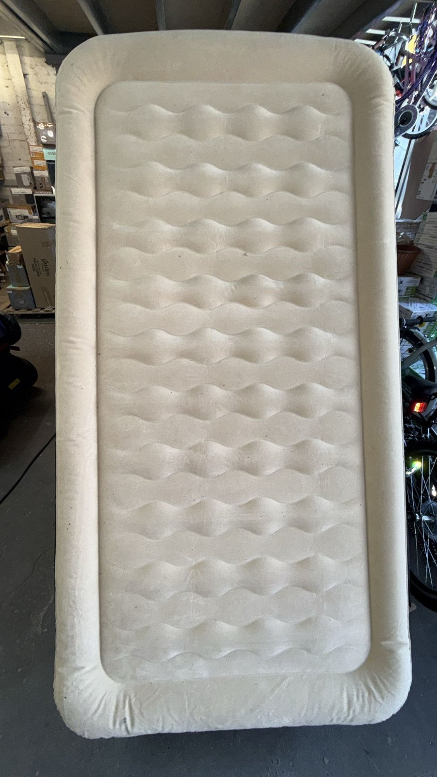 Self Inflated 220v Bestway Air bed Dreamair Premium single Air mattress