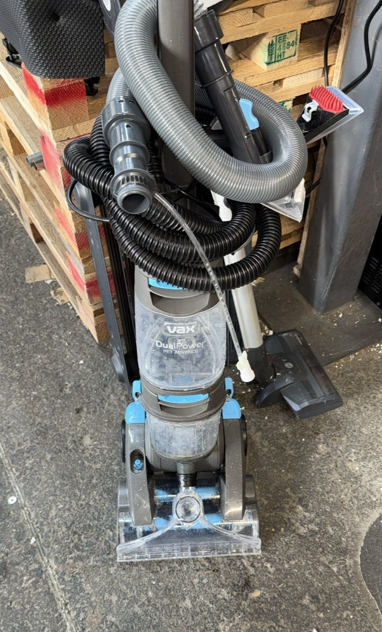 Vax Dual Power Pet Advance Upright Carpet Cleaner