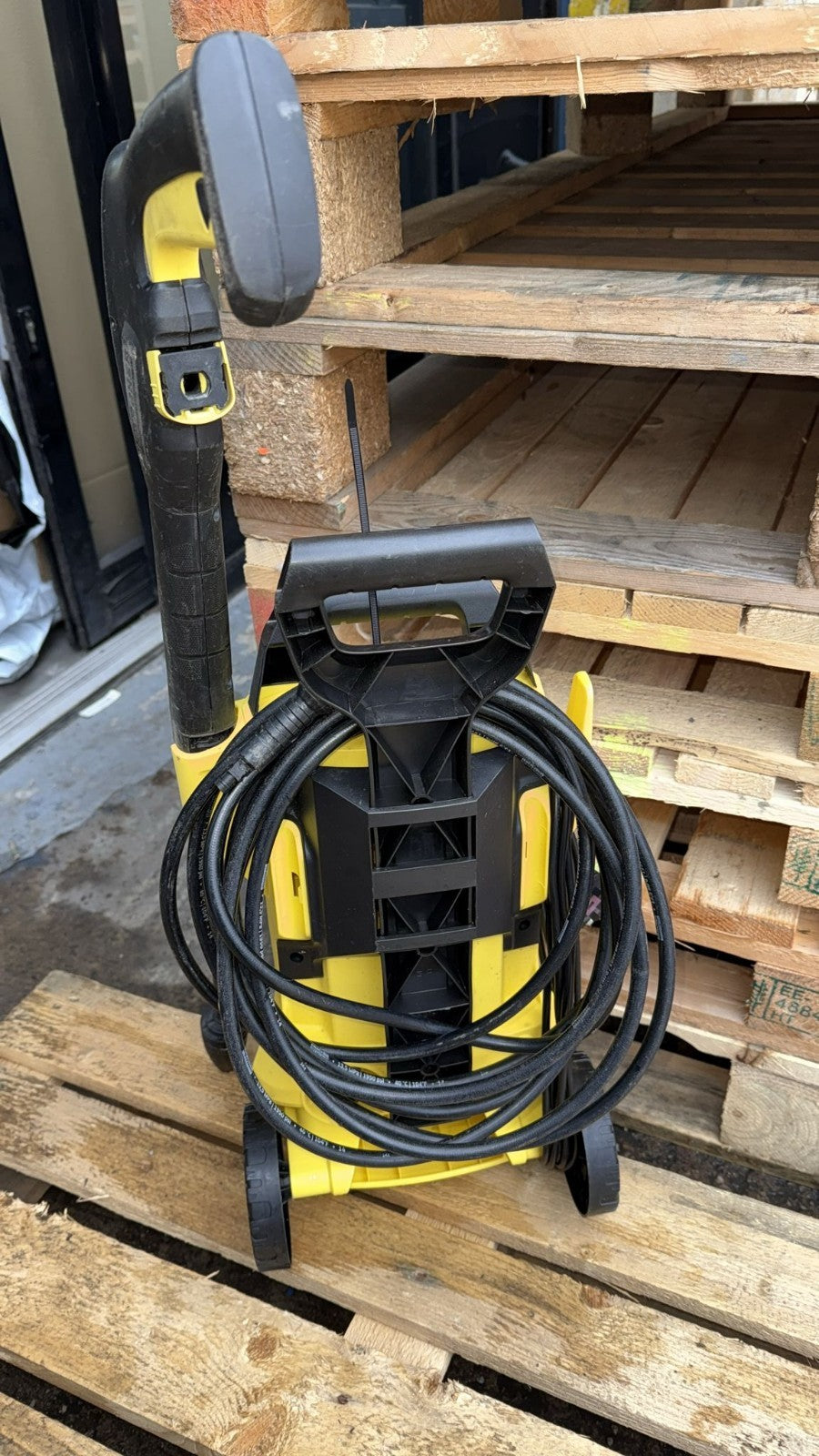 Karcher K2 Power Control Home Pressure Washer (1400W)