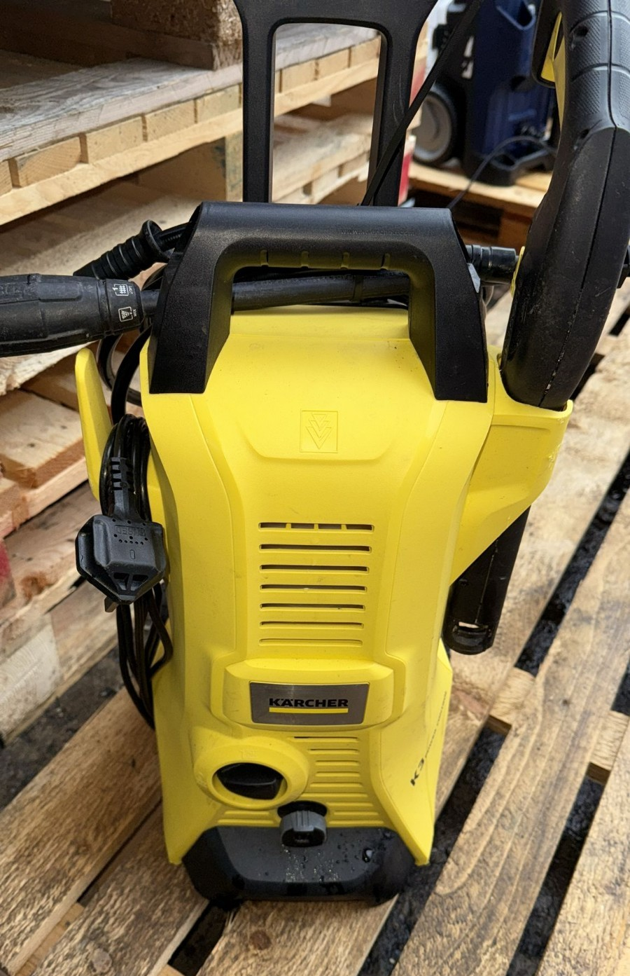 Karcher K3 Eco Booster Car & Home Pressure Washer
