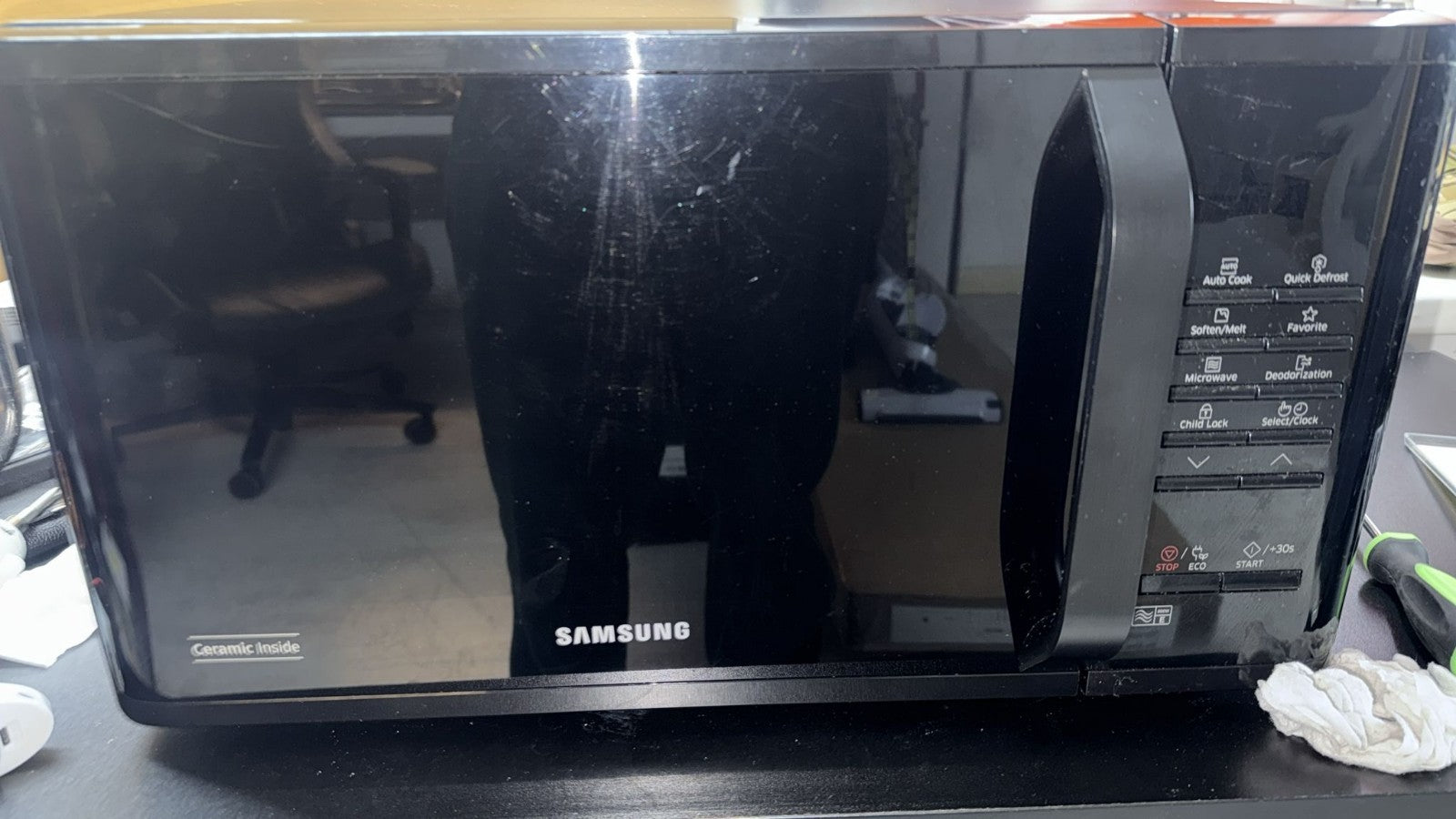 Samsung 800W 23L Standard Microwave MS23K3513AK - Black