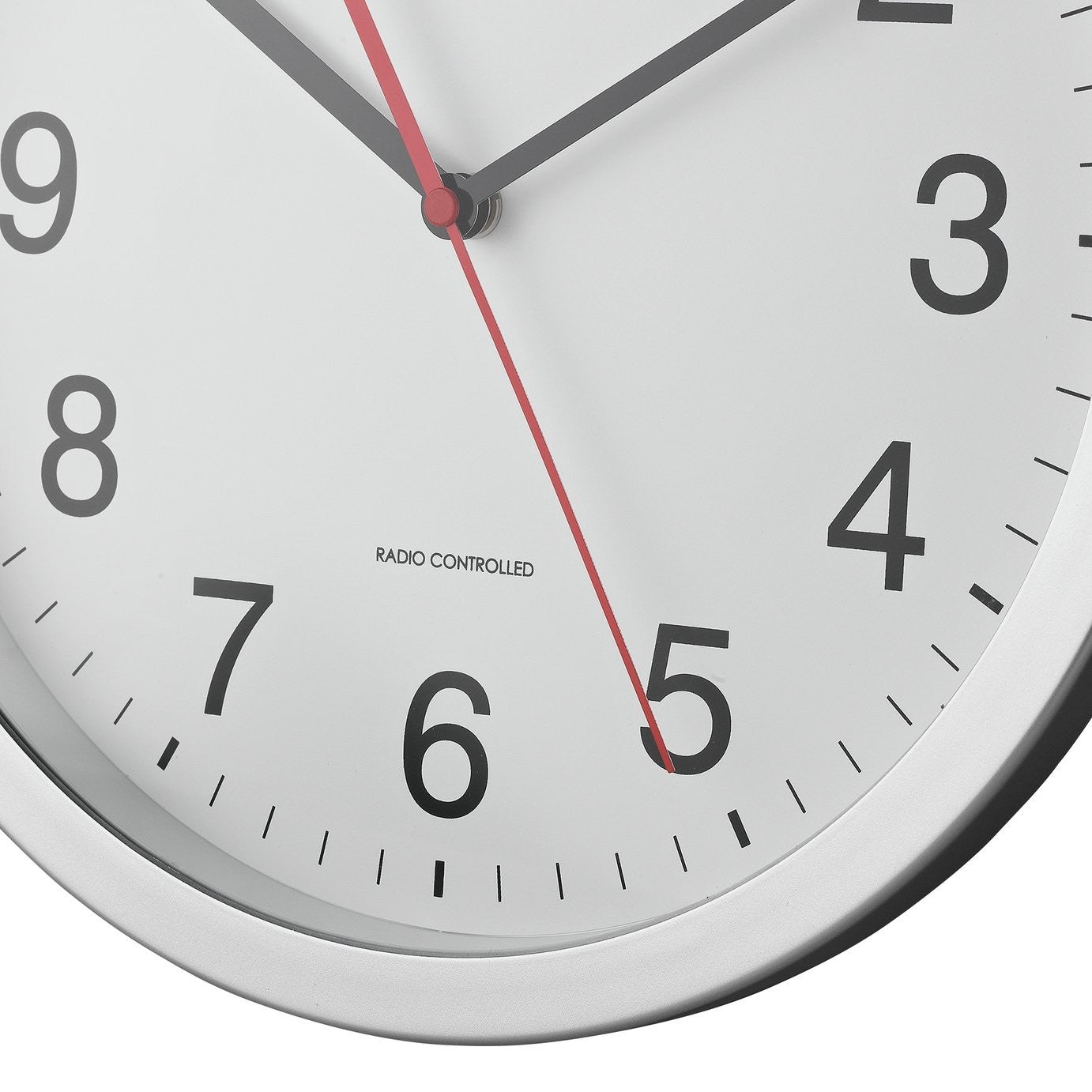 Wall Mounted 30cm Radio Controlled Clock Automatic Updates Battery Powered