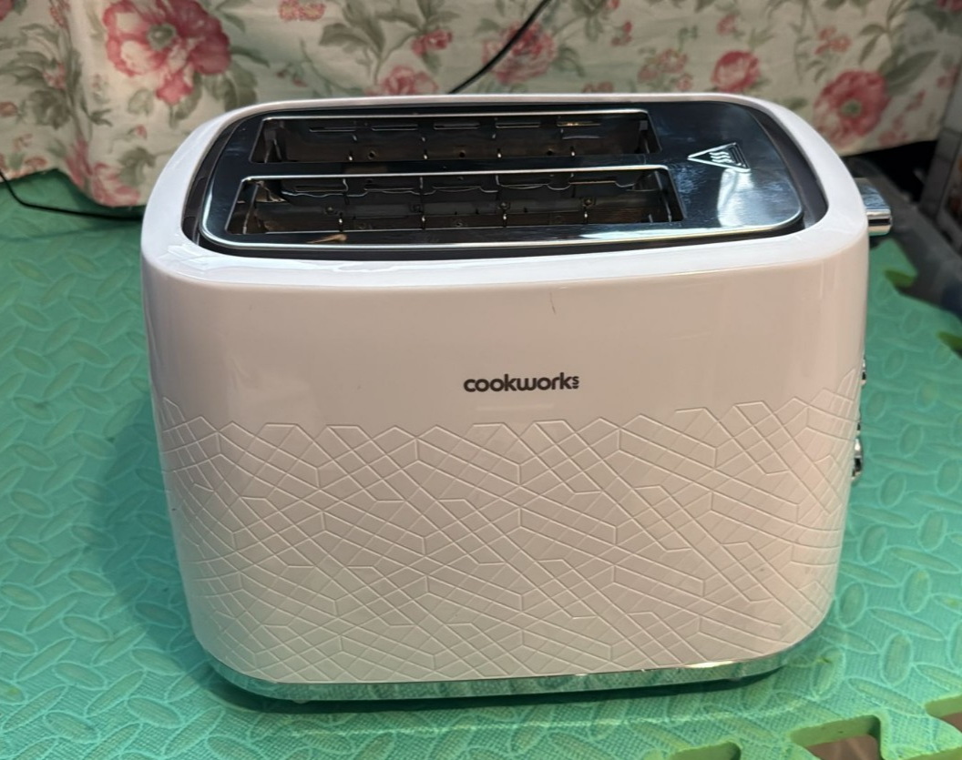 Cookworks Textures Selcey 2 Slice Toaster - White
