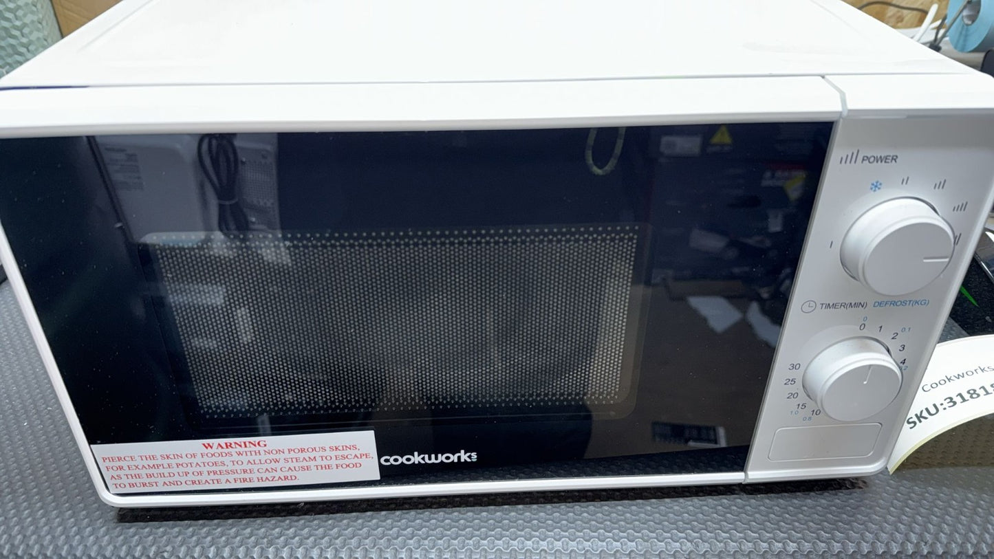 Cookworks 700W Manual Microwave - White