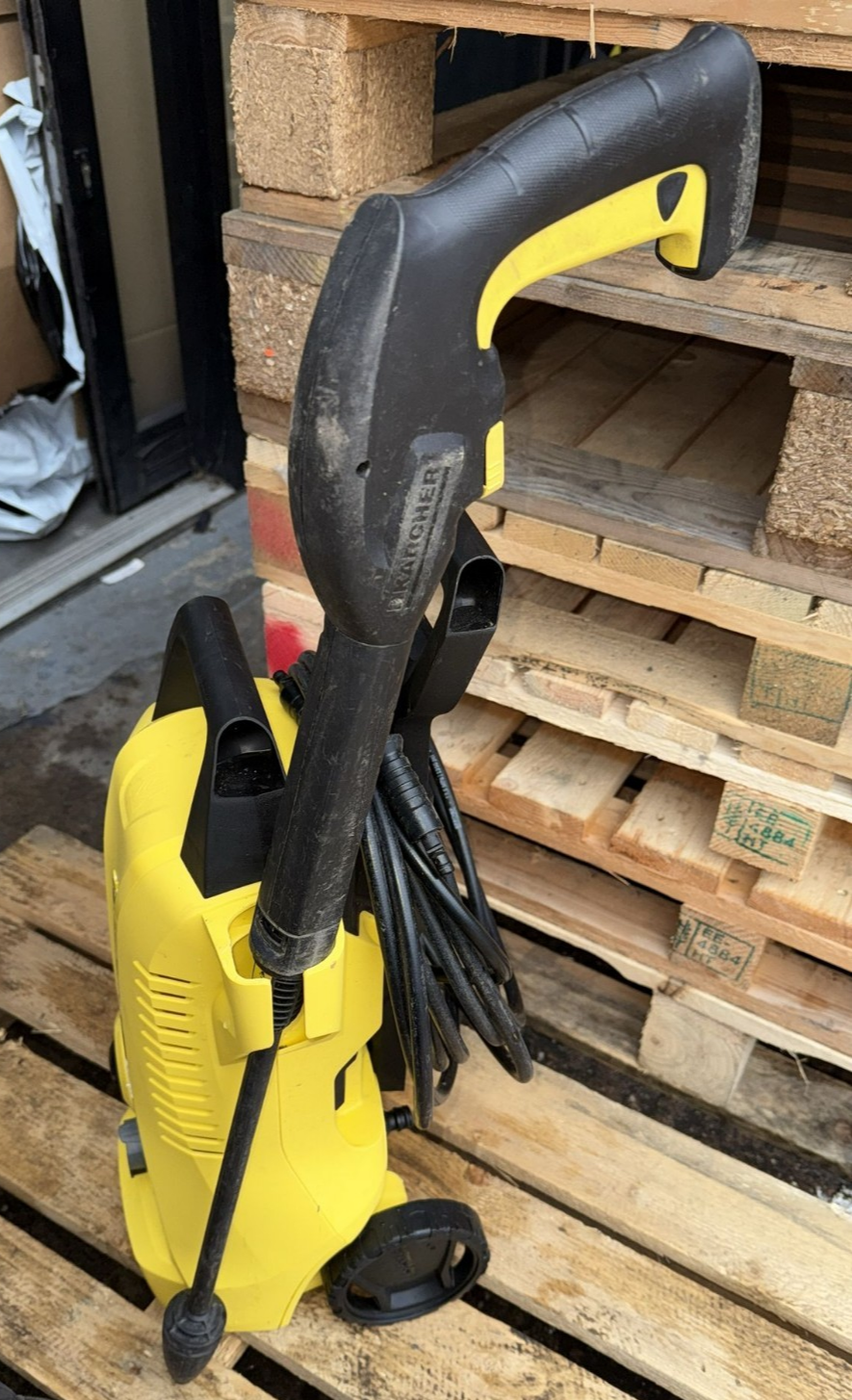 Karcher K2 Power Control Home Pressure Washer (1400W)