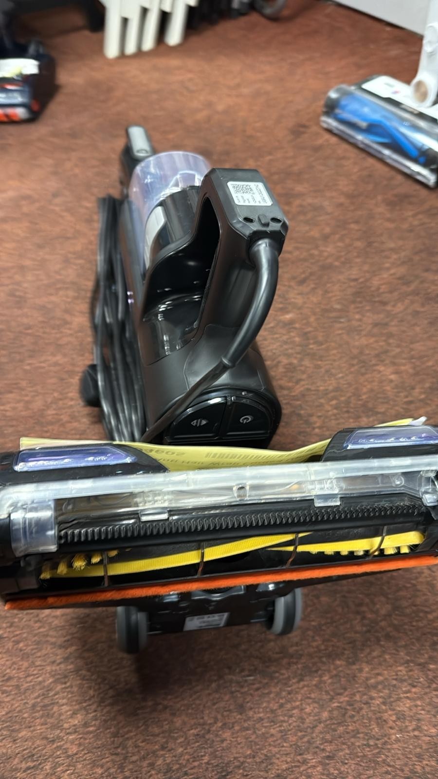 Shark Flexology Anti Hair Wrap Corded Upright Vacuum Cleaner