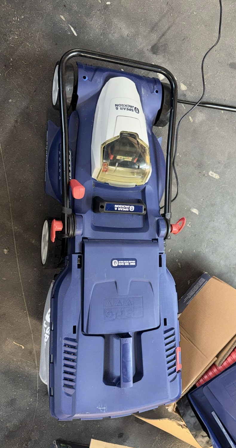 Spear & Jackson 37cm Cordless Rotary Lawnmower - 36V